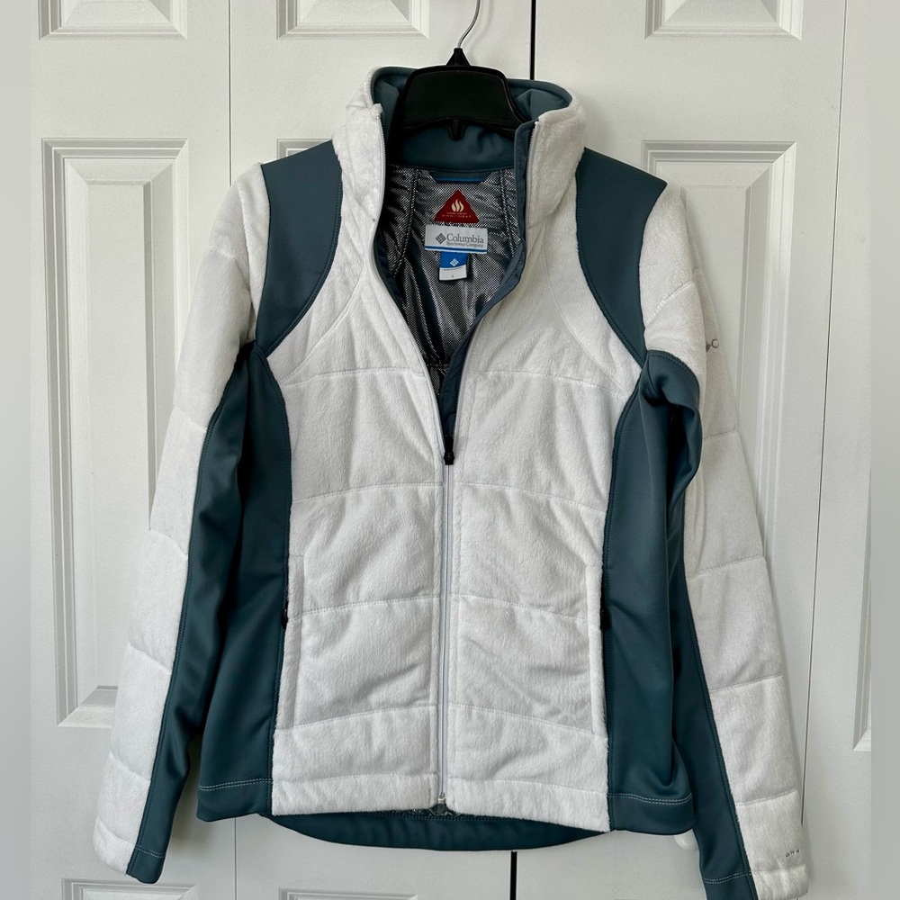 Columbia White and Teal Ski & Snow Jacket